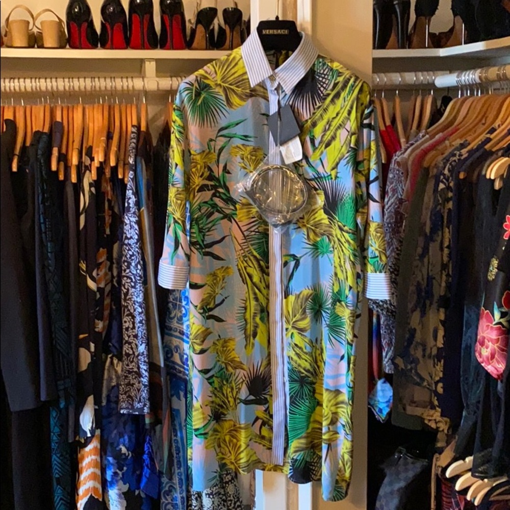 Versace 100% Silk Dress and belt NEVER WORN!